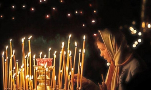 Πώς πραγματικά πρέπει να εκκλησιαζόμαστε - Η δύναμη της προσευχής