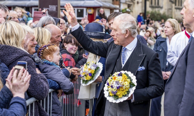 Βασιλιάς Κάρολος: Στηρίζει έρευνα που θα ρίξει φως στους δεσμούς της μοναρχίας με τη δουλεία