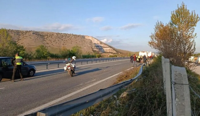 Τραγωδία στα Τρίκαλα: Νεαρό ζευγάρι νεκροί σε τροχαίο δυστύχημα