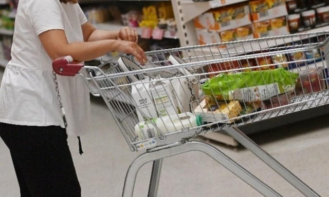 ΟΗΕ: Μειωμένες για 12ο μήνα οι παγκόσμιες τιμές των τροφίμων