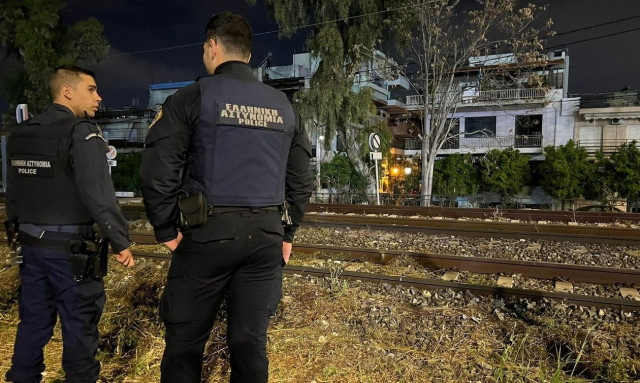 Ταύρος: «Του σφύριζαν να απομακρυνθεί και δεν άκουγε»  - Διασωληνωμένος ο ανήλικος