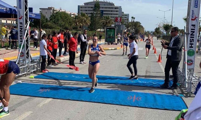 Στίβος: «Χρυσή» η Ντρισμπιώτη στο Βαλκανικό μέσα στην Τουρκία - Στην 3η θέση η Φιλτισάκου