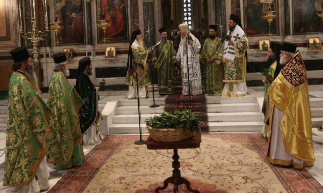 Κυριακή των Βαΐων: Τι γιορτάζουμε - Τα έθιμα και οι παραδόσεις