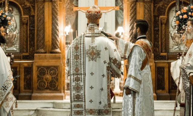 Μεγάλη Δευτέρα: Live η Ακολουθία του Νυμφίου - Ξεκινάει η Εβδομάδα των Παθών