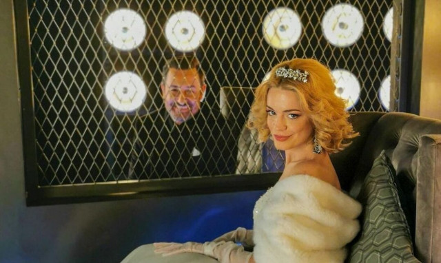 Τραϊάνα Ανανία: «Πέρασα μέσα από τον κόσμο με το βρακί και το σουτιέν»