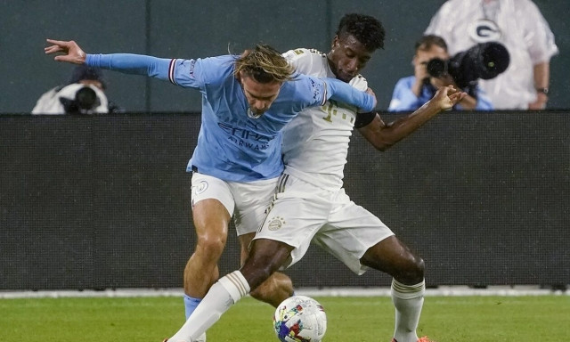 Αθλητικές μεταδόσεις: Ντέρμπι Σίτι-Μπάγερν στο Champions League, με Μπονζί ο Τσιτσιπάς