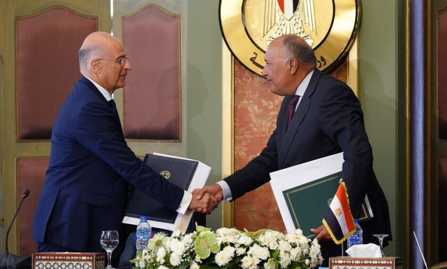 Συνάντηση Δένδια-Σούκρι: Στρατηγικές οι σχέσεις Ελλάδας-Αιγύπτου -Πλήρης δέσμευση στο Διεθνές Δίκαιο