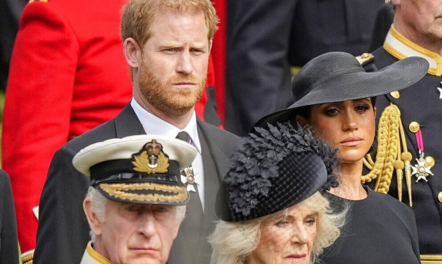 Πρίγκιπας Χάρι: Οι αναπάντητες κλήσεις στο βασιλιά Κάρολο και το «σύνδρομο της Στοκχόλμης»