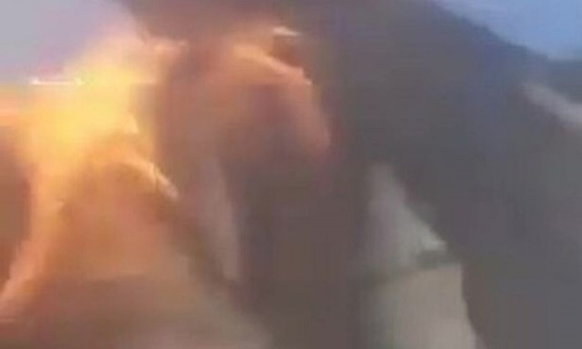 Τυνησία: Ποδοσφαιριστής αυτοπυρπολήθηκε μπροστά σε αστυνομικό τμήμα – Συγκλονιστικό video