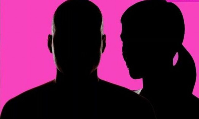 Τηλεπερσόνα κατήγγειλε τον σύντροφό της για κακοποίηση