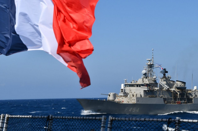 Συνεχίζεται η συνεκπαίδευση Ελληνικών Μονάδων με την Γαλλική Φρεγάτα FS LORRAINE - Δείτε εικόνες