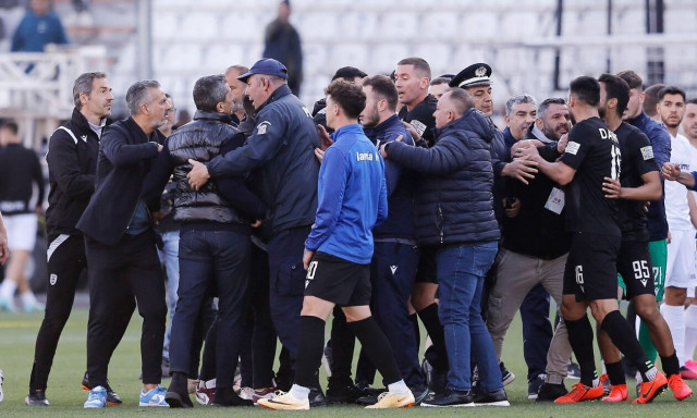 ΠΑΟΚ-Λαμία: Παραλίγο σύρραξη στο τέλος του ματς!