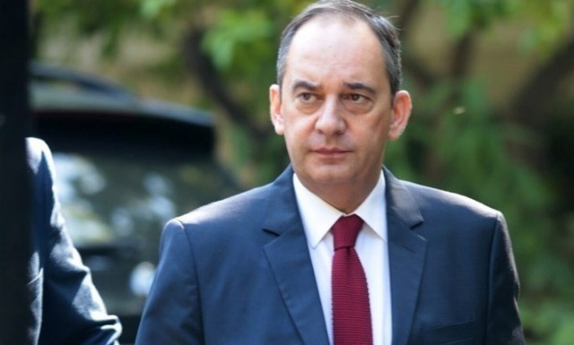 Shipping Min Plakiotakis visits Piraeus port Gate 7