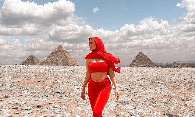 Ιωάννα Τούνη: Οικογενειακές διακοπές στην Αίγυπτο - Φωτογραφίες με τον Αλεξάνδρου και τον μπέμπη