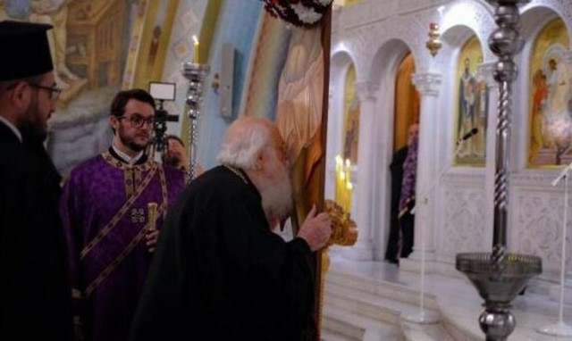 Αρχιεπίσκοπος Αλβανίας Αναστάσιος: Μέσα σε αυτόν τον σταυρό δεσπόζει η αγάπη του Θεού