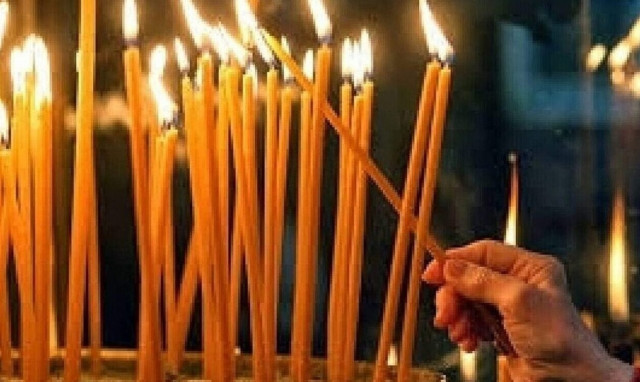 Εορτολόγιο 15 Απριλίου: Μεγάλο Σάββατο - Ποιοι γιορτάζουν σήμερα