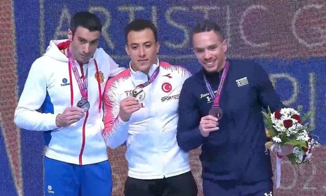 Λευτέρης Πετρούνιας: Η απονομή του χάλκινου μεταλλίου στον Έλληνα θρύλο της γυμναστικής