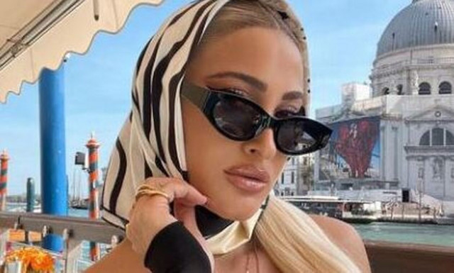 Ιωάννα Τούνη: Από το Κάιρο κατευθείαν στην Πάρο - Το πρόβλημα που αντιμετωπίζει στις διακοπές της