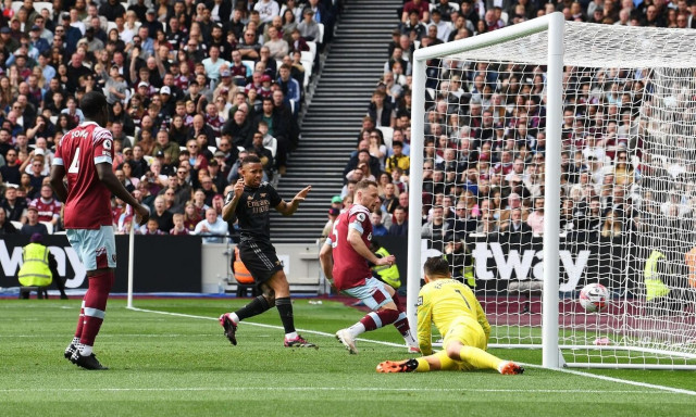 Premier League: «Άφησε» δύο βαθμούς η Άρσεναλ, «φωτιά» στη μάχη του τίτλου