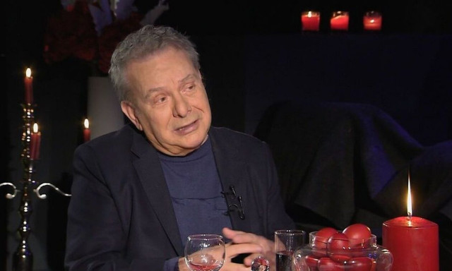 Μανώλης Μητσιάς: «Κάθε βράδυ στη φυλακή έλεγα ένα τραγούδι - Ηρεμούσαν μέχρι και οι τρελοί δίπλα»