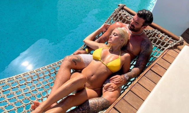 Ιωάννα Τούνη: Οικογενειακό Πάσχα στην Πάρο - Ο λόγος που δεν πήγε στην εκκλησία την Ανάσταση