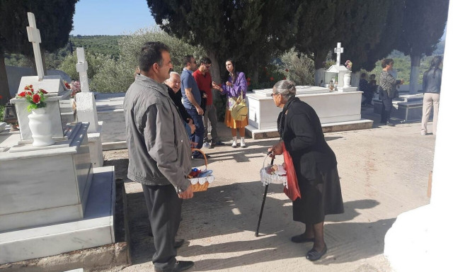 Ένα καλαθάκι δώρα στους νεκρούς: Το ξεχωριστό έθιμο της Φανερωμένης στην Κρήτη!