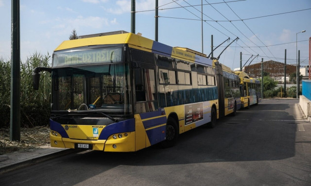 Στάση εργασίας την Πέμπτη στα τρόλεϊ – Τι ώρα θα μείνουν ακινητοποιημένα