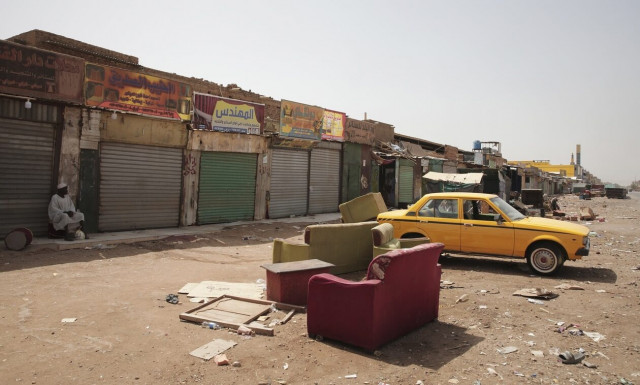 Σουδάν: 150 Έλληνες εγκλωβισμένοι - Τι λέει για τις εκκενώσεις ο υφυπουργός Εξωτερικών