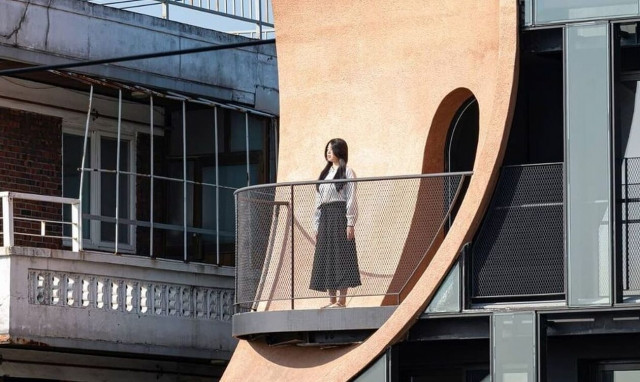 «Diagon», η ευφάνταστη μεταμόρφωση μιας κατοικίας της δεκαετίας του 1980 στη Σεούλ