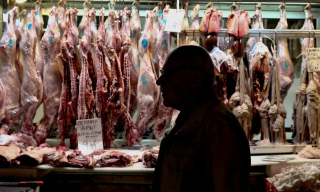 Λάρισα: Στο νοσοκομείο 50 άτομα από τροφική δηλητηρίαση το Πάσχα