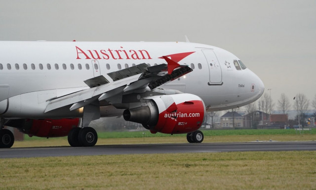 Βλάβη σε Boeing 777: Αναγκαστική επιστροφή στο αεροδρόμιο γιατί χάλασαν τα καζανάκια στις τουαλέτες