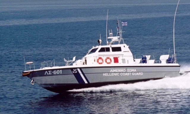 Κέα: Προσάραξε σκάφος με 11 επιβάτες