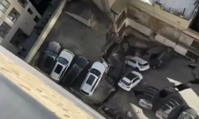 ΗΠΑ: Κατέρρευσε κτήριο στο Μανχάταν – Αναφορές για εγκλωβισμένους