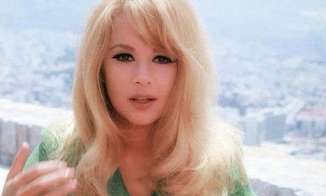 Αλίκη Βουγιουκλάκη: Το σπάνιο βίντεο από το Πάσχα του 1992 στον Θεολόγο