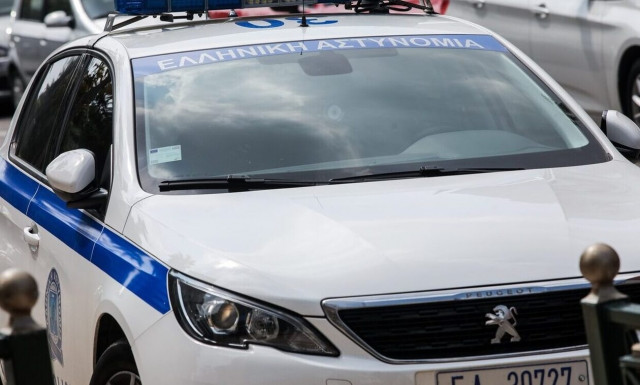 Ακρόπολη: Ο 17χρονος είχε διαπράξει και άλλη ληστεία πριν από ένα χρόνο - Σοκάρει φίλος του θύματος