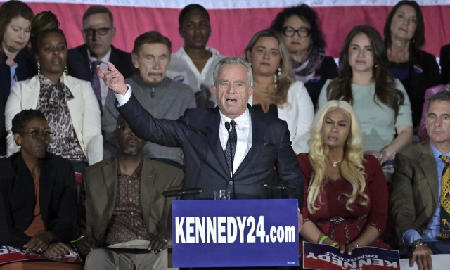 Εκλογές ΗΠΑ 2024: Ο Ρόμπερτ Κένεντι ανακοίνωσε την υποψηφιότητά του για το χρίσμα των Δημοκρατικών
