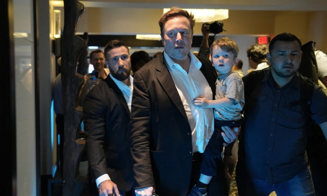 Νέα «βόμβα» από τον Έλον Μασκ: Εξωγήινοι δεν υπάρχουν, η πραγματικη απειλή είναι η υπογεννητικότητα