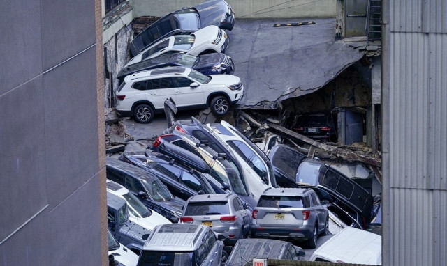 Νέα Υόρκη: Τουλάχιστον 1 νεκρός και 5 τραυματίες από κατάρρευση πάρκινγκ - Σοκαριστικές εικόνες