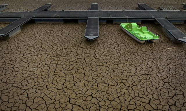 Καταλονία: Αντιμέτωπη με ιστορική ξηρασία - «Αποθηκεύουμε νερό σε μπουκάλια»