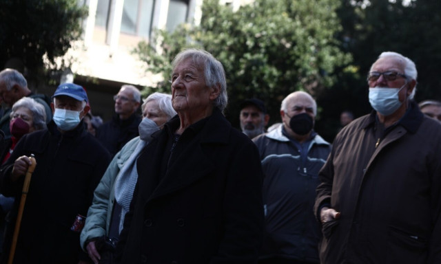 Επιστροφή αναδρομικών 2,5 δισ. σε όλους τους συνταξιούχους