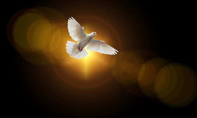 Αγίου Πνεύματος: Πότε πέφτει - Τα επόμενα τριήμερα μέχρι το τέλος του έτους