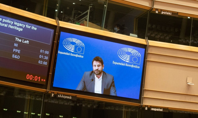 Αυτά παθαίνεις όταν ψηφίζεις… σίριαλ!