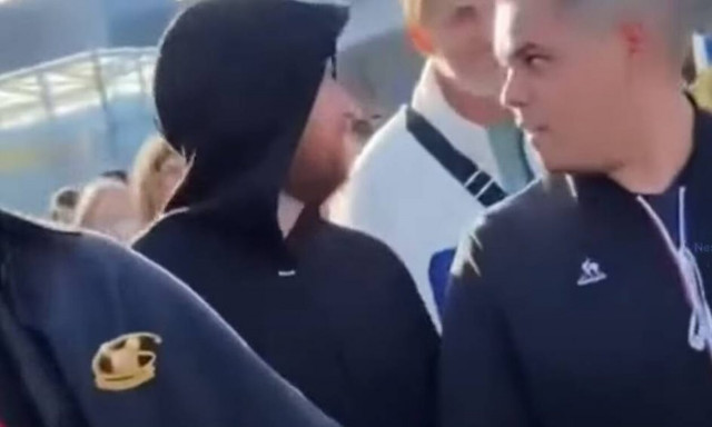 Λιονέλ Μέσι: Επισκέφθηκε την Disneyland, φορώντας κουκούλα – Χαμός επικράτησε μόλις τον κατάλαβαν