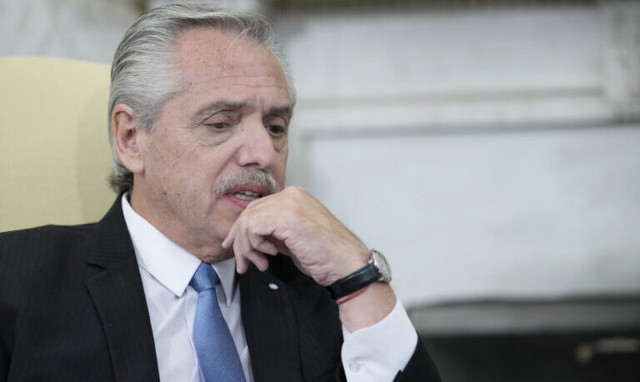 Αργεντινή: Ο πρόεδρος Φερνάντες ανακοίνωσε ότι δεν θα είναι ξανά υποψήφιος στις εκλογές