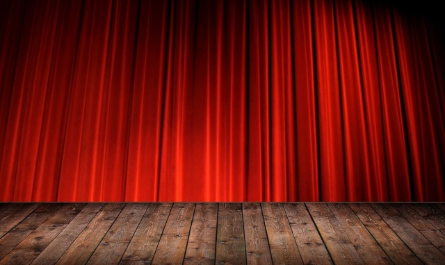 Ελληνίδα ηθοποιός: «Στην κηδεία μου λέω να επιλέξω να φορέσω τζιν»