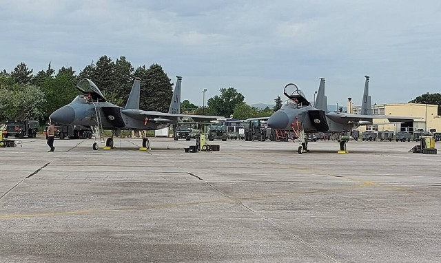 Τελετή παράδοσης-παραλαβής των καθηκόντων του διοικητή της 110 Πτέρυγας Μάχης