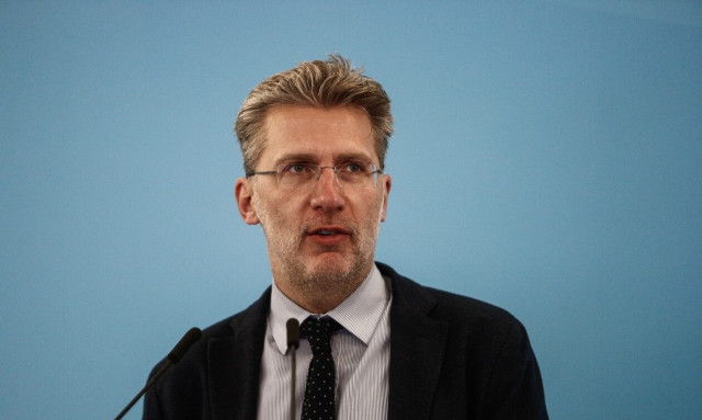 Εκλογές 2023 - Σκέρτσος: Ο Τσίπρας υπόσχεται κυβέρνηση συνεργασίας με τον Βαρουφάκη της δραχμής