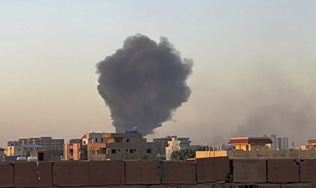 Σουδάν: Θρίλερ με επιθέσεις σε κομβόι αμάχων - Οι Ειδικές Δυνάμεις αναλαμβάνουν την εκκένωση Ελλήνων