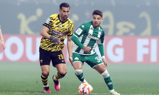 Super League: «Μάχη» για δύο ο τίτλος – Παναθηναϊκός και ΑΕΚ συνεχίζουν «χέρι-χέρι»