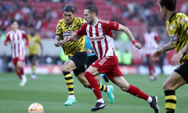 Ολυμπιακός – ΑΕΚ: Οι ενδεκάδες του ντέρμπι της Super League | Οι επιλογές των Ανιγκό, Αλμέιδα